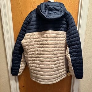 Columbia hooded puffer jacket Men’s XXL    NWT never worn